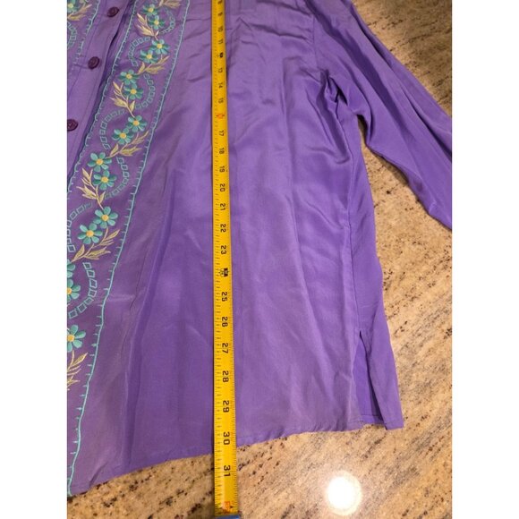 Vintage Lot of 5 Dian Von Furstenberg Size 1X Silk Button Embroidered Shirt - Picture 9 of 16